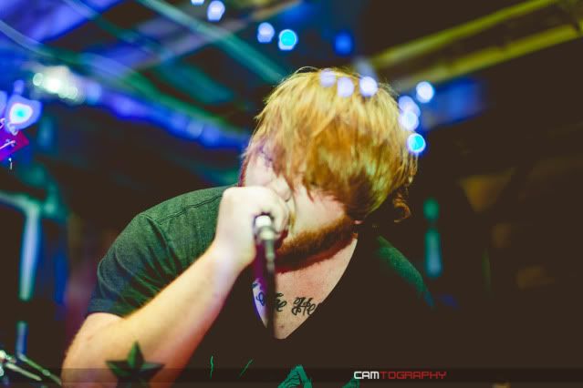 IMAGE: http://i14.photobucket.com/albums/a303/Jakedexter/LastHorizonBirthdayBash-608.jpg