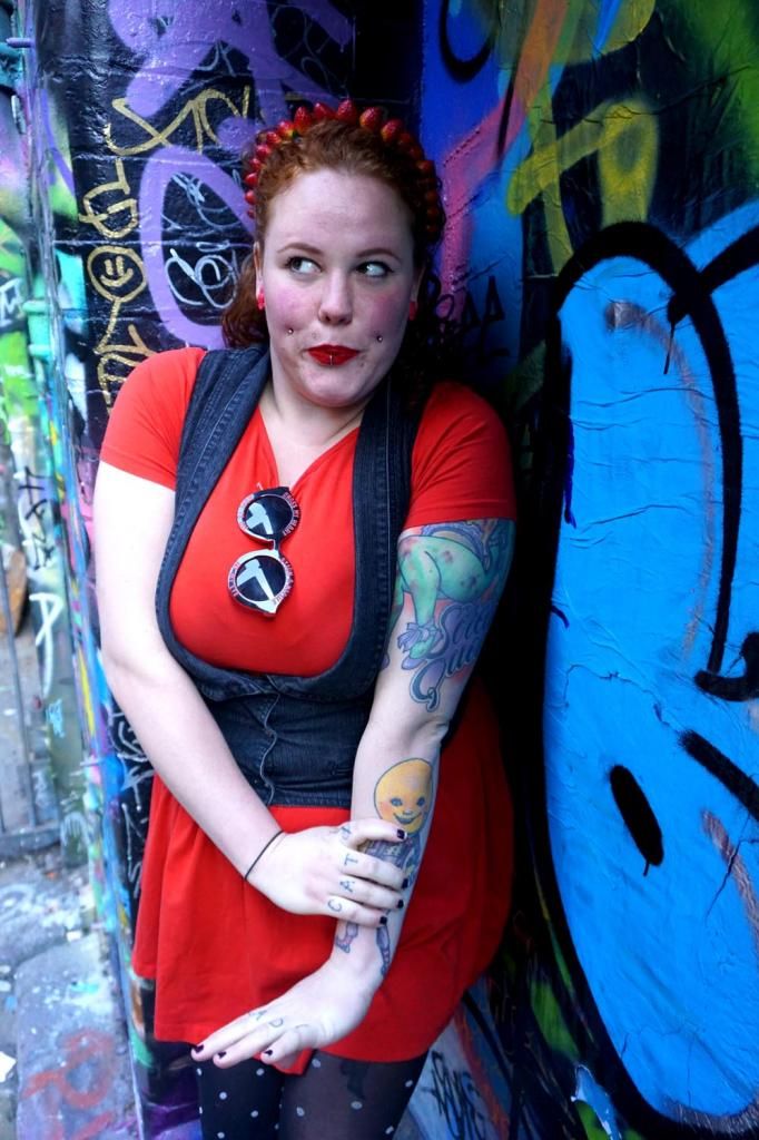 kobi jae horror kitsch bitch fat fatty girl tattooed plus-size bbw tattooes zombie inked dimples vintage retro kawaii alternative curves fatbabe ps pinup blog blogger aussie australian ootd chubby effyourbeautystandards tess munster model melbourne secondhand thrifted body positive lose hate not weight strawberry spring red ginger hosier lane degraves melbourne graffiti street art culture pride