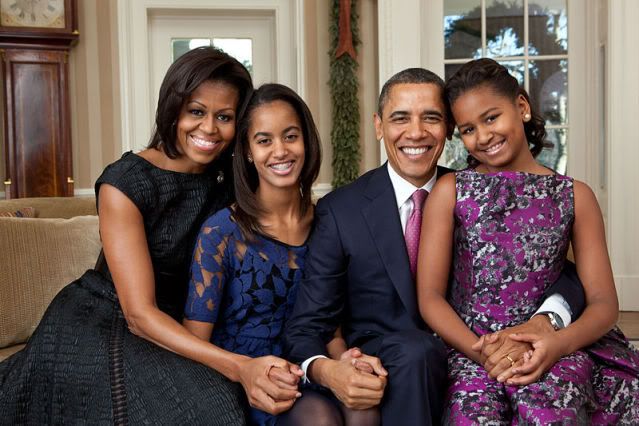 Barack_Obama_family_portrait_2011_zps6c290cac.jpg