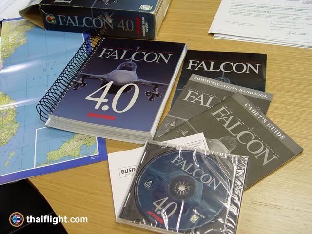 falcon4_binder_05.jpg