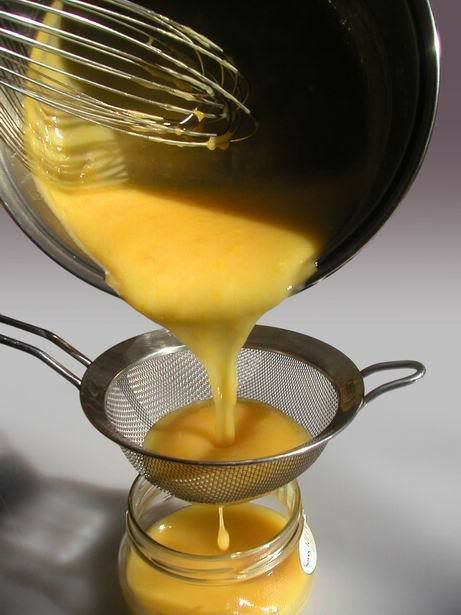 Pouring Lemon Curd