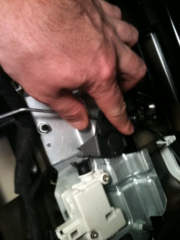 2001 mk4 jetta trunk problem