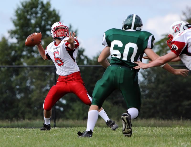 IMAGE: http://i14.photobucket.com/albums/a310/dsnyder160/DPP_13068TIF.jpg