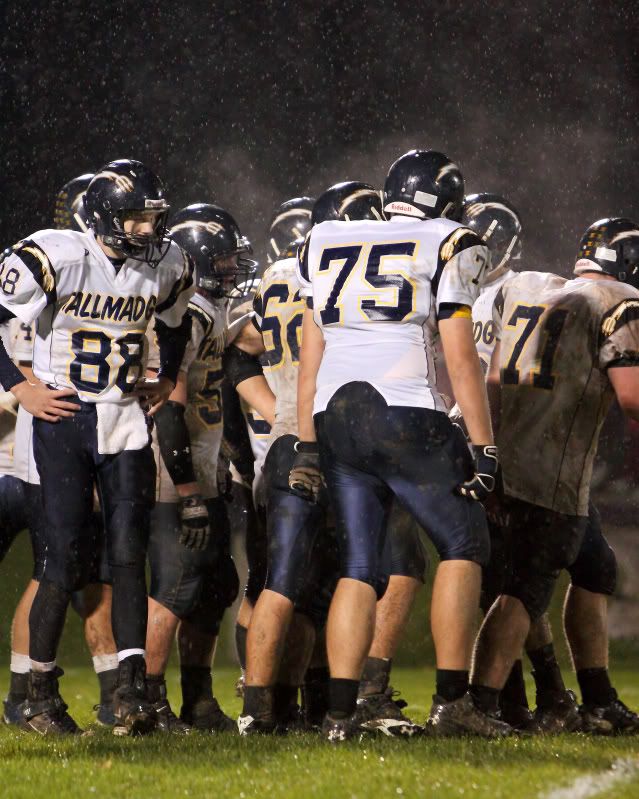 IMAGE: http://i14.photobucket.com/albums/a310/dsnyder160/DPP_13859TIF.jpg