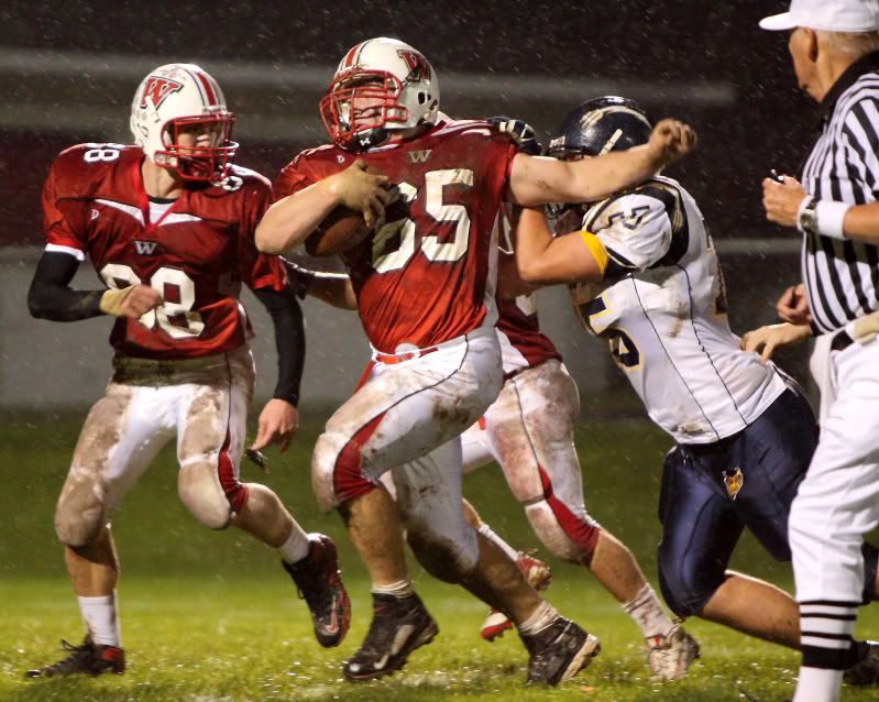 IMAGE: http://i14.photobucket.com/albums/a310/dsnyder160/DPP_13867TIF.jpg