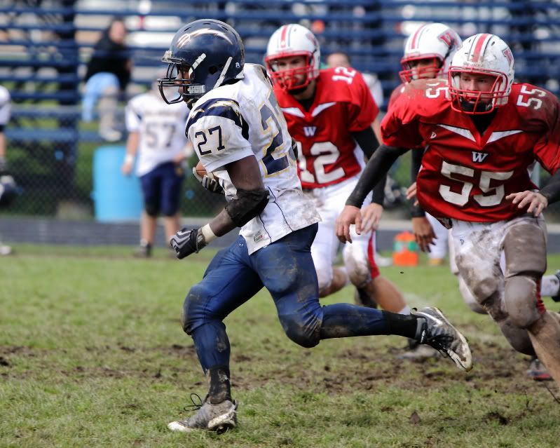 IMAGE: http://i14.photobucket.com/albums/a310/dsnyder160/DPP_13982TIF.jpg