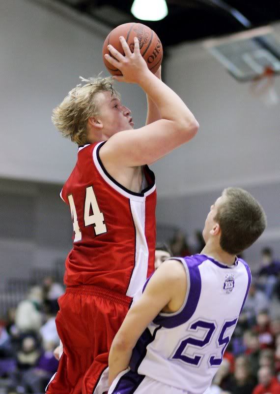 IMAGE: http://i14.photobucket.com/albums/a310/dsnyder160/DPP_1524TIF.jpg