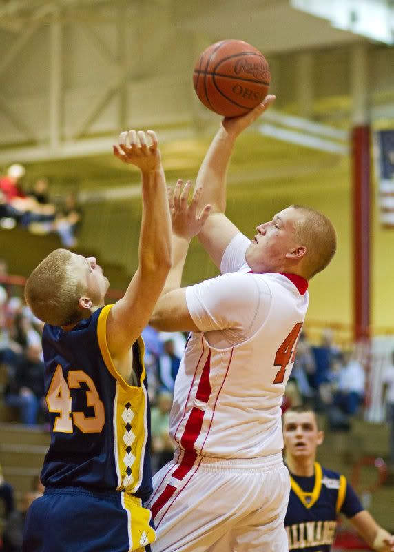 IMAGE: http://i14.photobucket.com/albums/a310/dsnyder160/IMG_0118.jpg