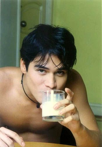 Mark Bautista and Piolo Pascual