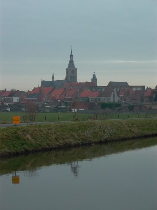 http://i14.photobucket.com/albums/a317/NicoleGeirnaert/L1040114.jpg