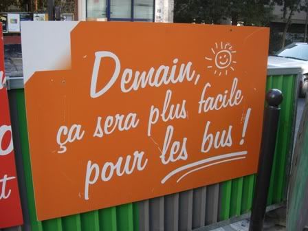 joli panneau Un joli panneau à côté dun chantier à Paris - novembre 2006