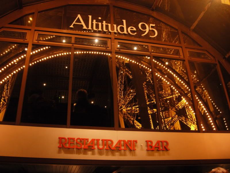 Altitude 95 Restaurant sur la Tour Eiffel - Thanksgiving Dinner - novembre 2006
