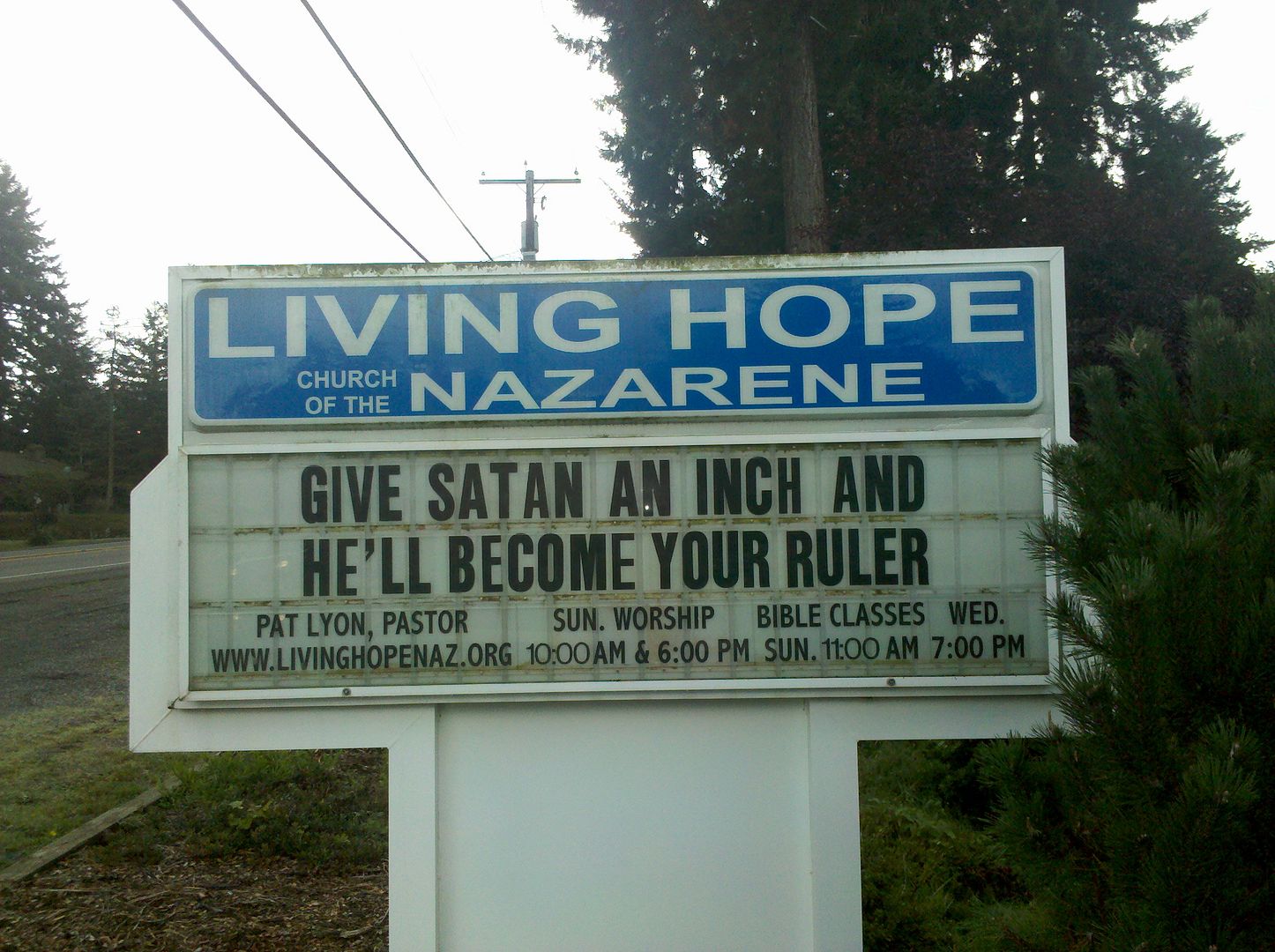  photo churchsign2.jpg