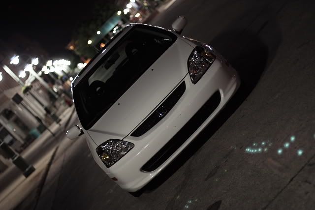 IMAGE: http://i14.photobucket.com/albums/a320/mrludecrs/Civic_s3.jpg