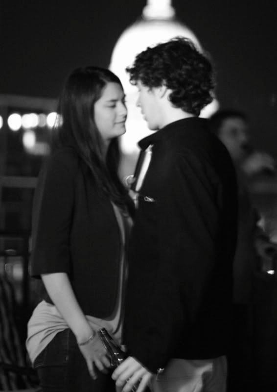 IMAGE: http://i14.photobucket.com/albums/a320/mrludecrs/jons%2028th/Jon28BDay_4Small.jpg