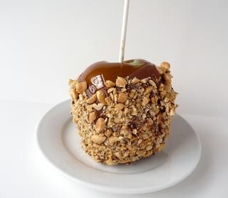 photo caramel-apples-snickers-525_zps8a30c8f2.jpg