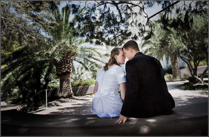 IMAGE: http://i14.photobucket.com/albums/a323/rathgarb/ChristopherSusan-0001-2b.jpg