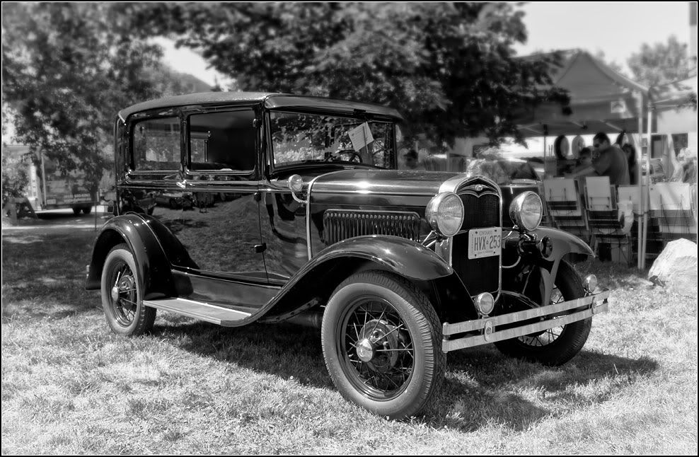 IMAGE: http://i14.photobucket.com/albums/a323/rathgarb/Pix/IMG4572_4573_4574ppwww.jpg