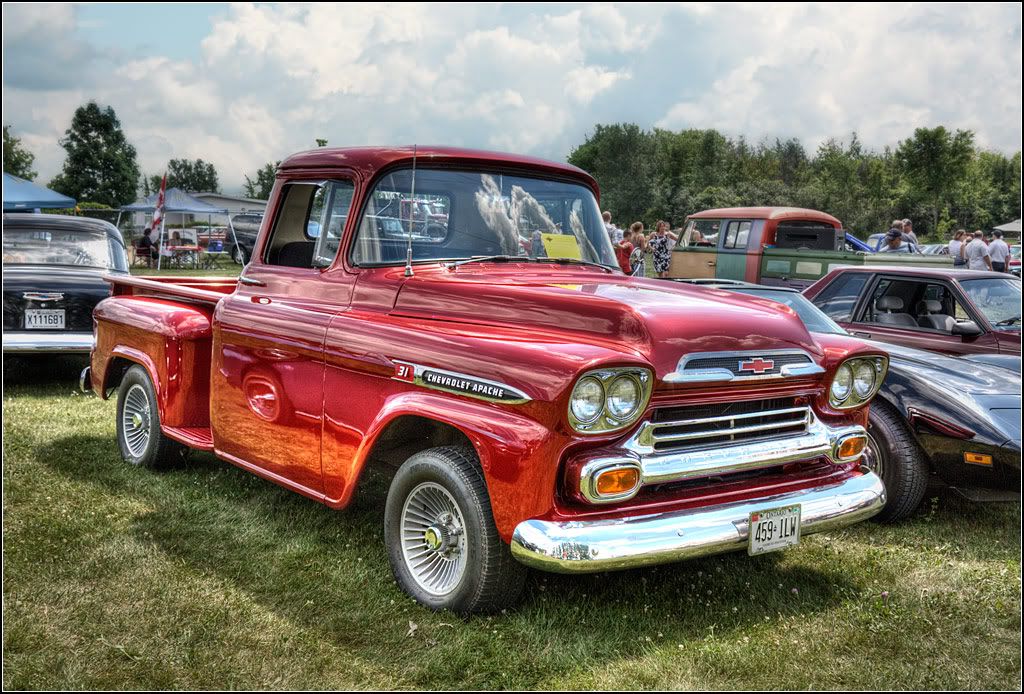 IMAGE: http://i14.photobucket.com/albums/a323/rathgarb/Pix/IMG_1548_tonemappedPPWWW.jpg