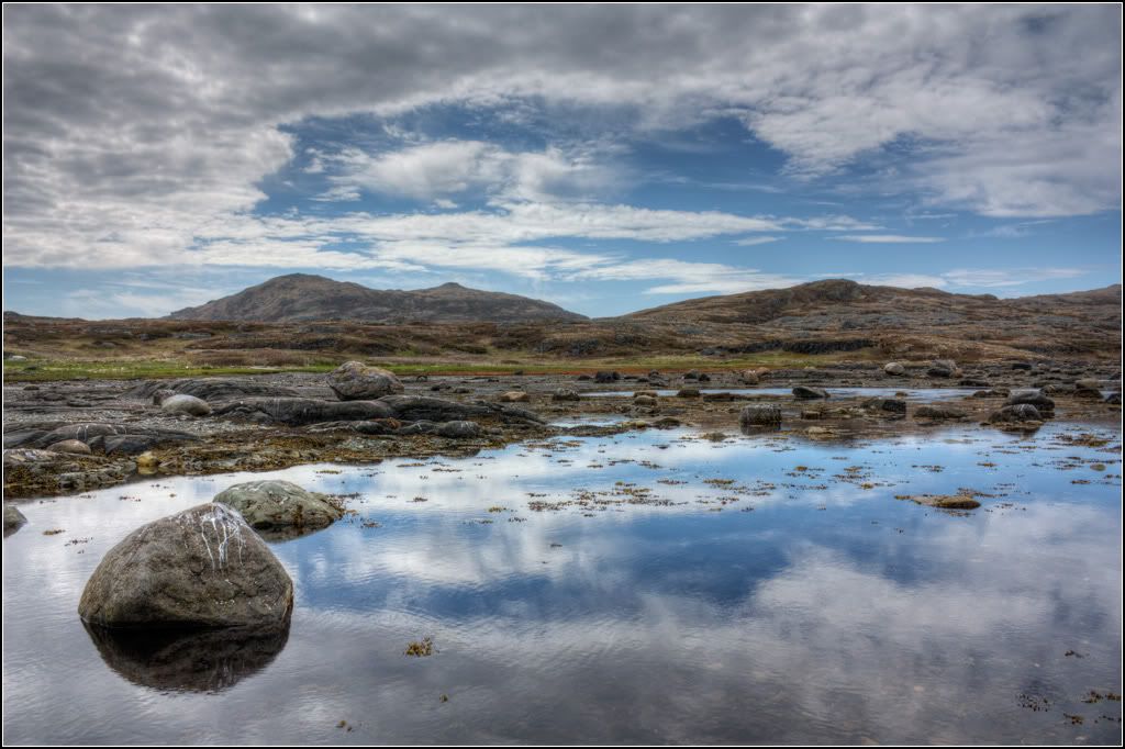 IMAGE: http://i14.photobucket.com/albums/a323/rathgarb/Pix/IMG_3114_5_6_tonemappedPPWWW.jpg