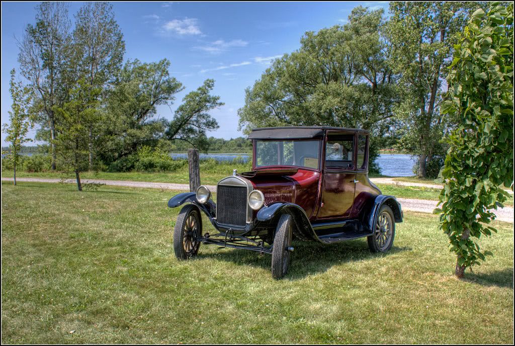 IMAGE: http://i14.photobucket.com/albums/a323/rathgarb/Pix/IMG_3471_2_3_ppwww.jpg