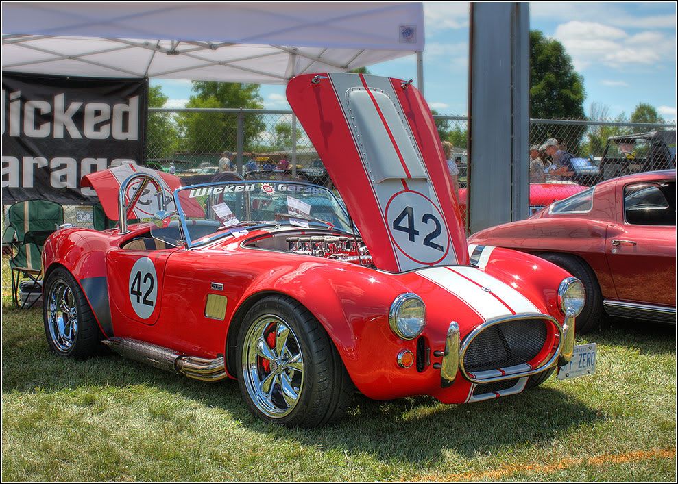 IMAGE: http://i14.photobucket.com/albums/a323/rathgarb/Pix/IMG_4689_90_91_TMPPWWW.jpg