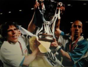 300px-Zolawithvialli.jpg