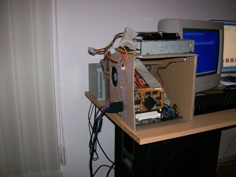 http://i14.photobucket.com/albums/a326/MasterRushez/lol.jpg