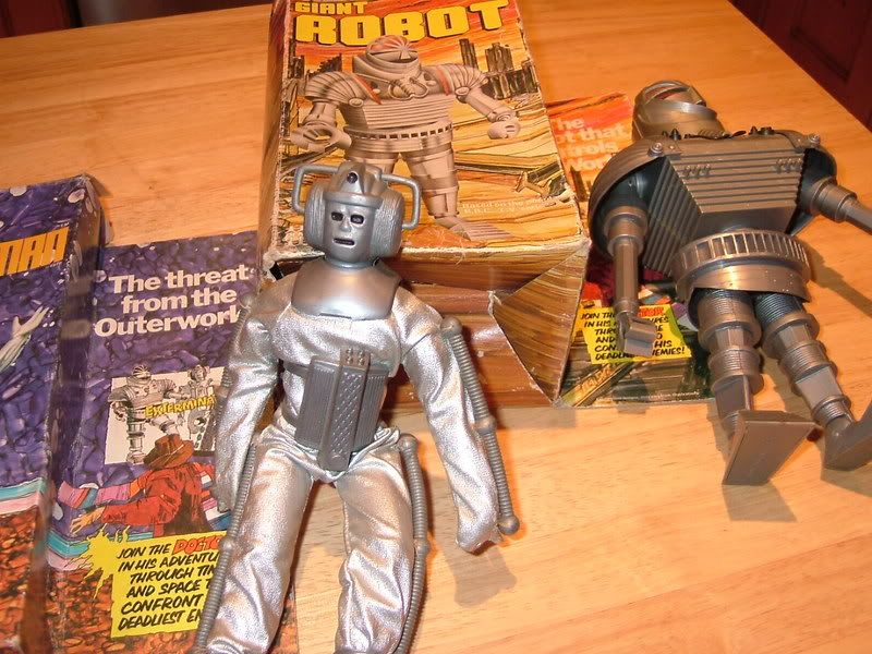 2006_1208Cyberman0014.jpg