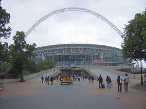 300px-Wembley_Stadium_closeup.jpg