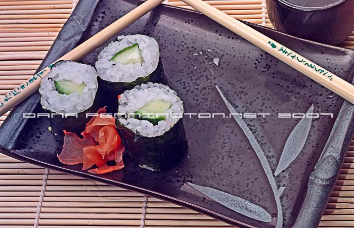 IMAGE: http://i14.photobucket.com/albums/a330/303gli/Sushicopy-1.jpg