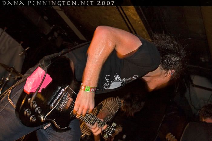 IMAGE: http://i14.photobucket.com/albums/a330/303gli/ddg1.jpg