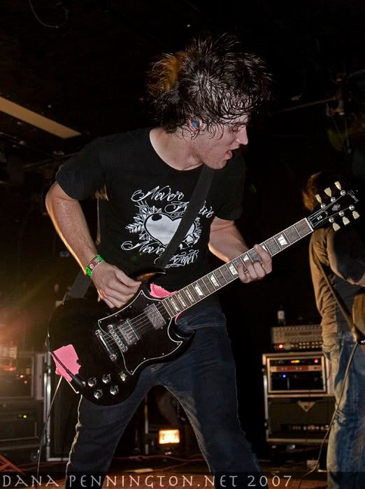 IMAGE: http://i14.photobucket.com/albums/a330/303gli/ddg2.jpg