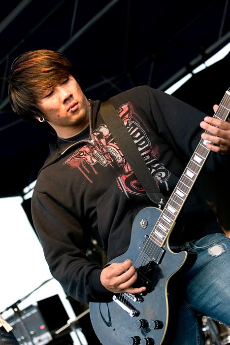 IMAGE: http://i14.photobucket.com/albums/a330/303gli/leftinthefire3.jpg