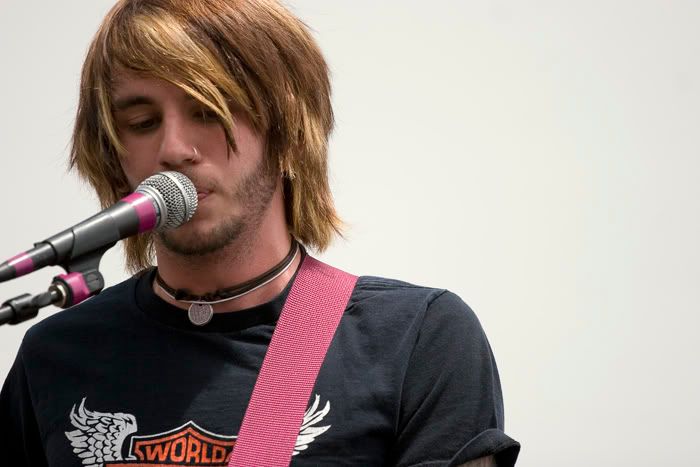 IMAGE: http://i14.photobucket.com/albums/a330/303gli/tmp3.jpg