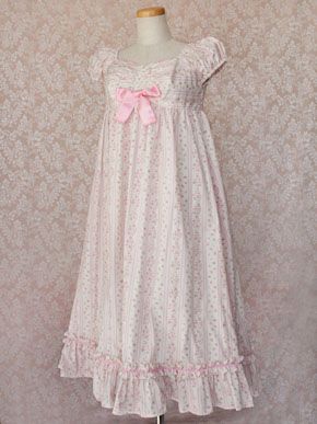 Victorian Maiden pink dress
