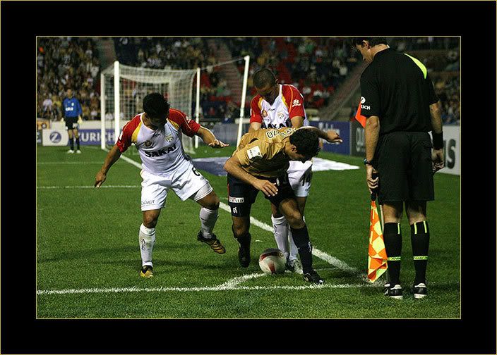 IMAGE: http://i14.photobucket.com/albums/a332/allusive_scarlett/6334w2.jpg