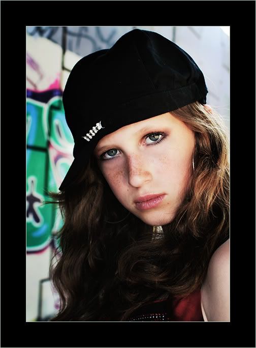 IMAGE: http://i14.photobucket.com/albums/a332/allusive_scarlett/7265HPcrop.jpg