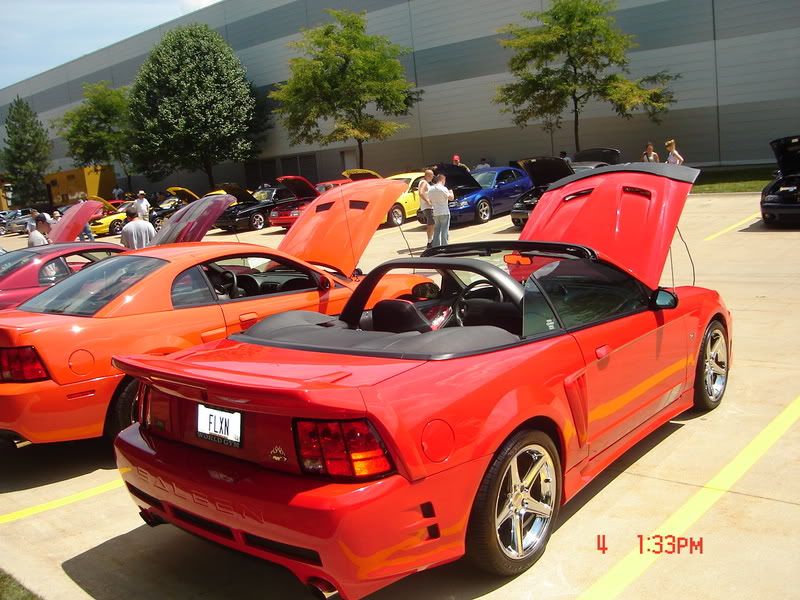 http://i14.photobucket.com/albums/a332/shhiknow/summit%20car%20show/DSC00931-1.jpg