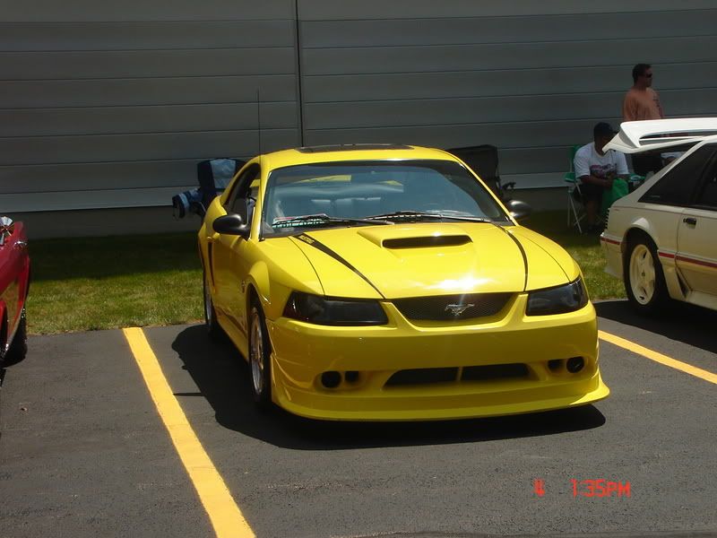 http://i14.photobucket.com/albums/a332/shhiknow/summit%20car%20show/DSC00933.jpg