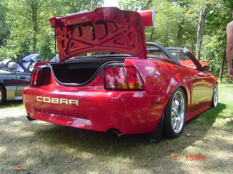 http://i14.photobucket.com/albums/a332/shhiknow/summit%20car%20show/DSC00959.jpg