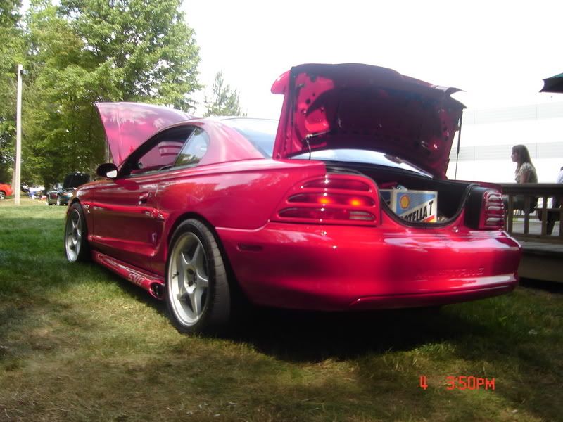 http://i14.photobucket.com/albums/a332/shhiknow/summit%20car%20show/DSC00972.jpg