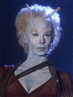 ENT_S2_041_Tarah_240_320.jpg