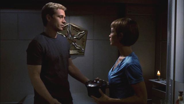 3x03_058x75-enh.jpg