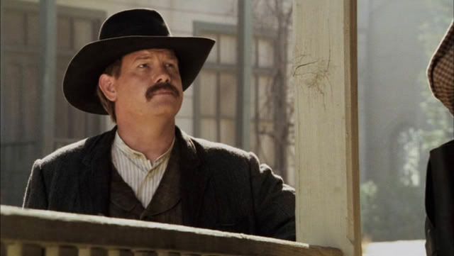 3x09_018x75.jpg