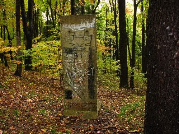 Kentuck Knob_Berlin Wall2