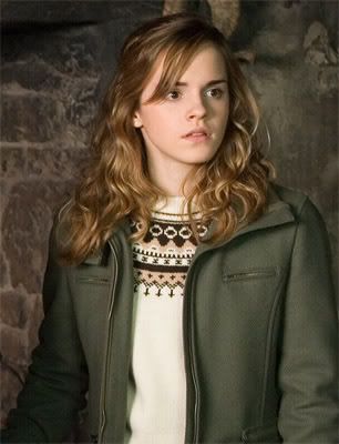 emma watson yule ball hair. Hermione/Emma Watson#39;s hair in