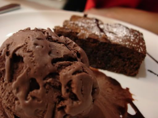 Brownie with VERY CHocolate ice-cream