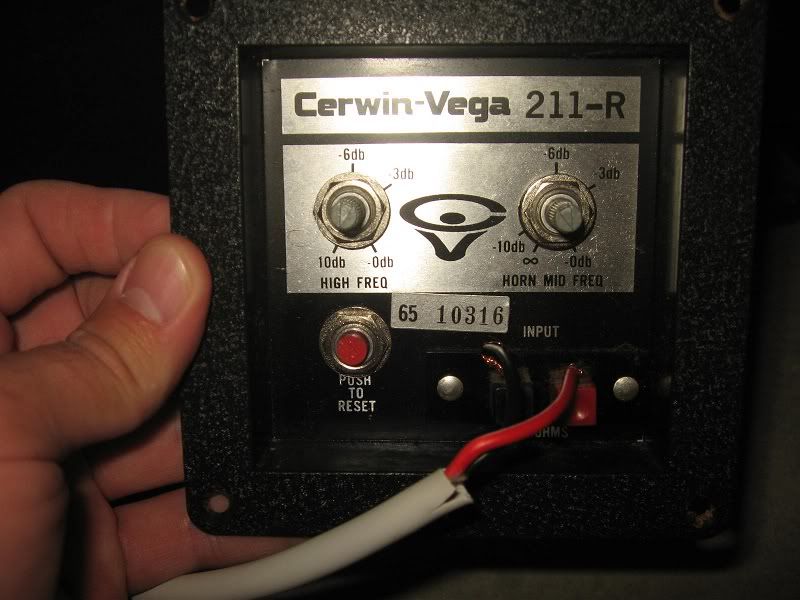 cerwin vega 211r