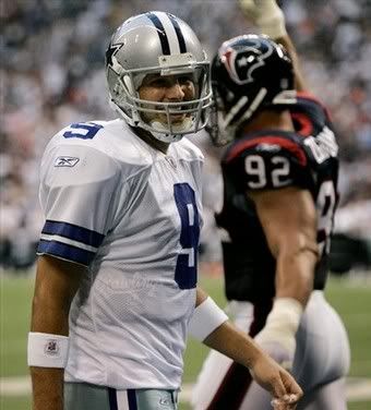 OK, so maybe NFL QBs shouldnt giggle so much. But still, awwww.